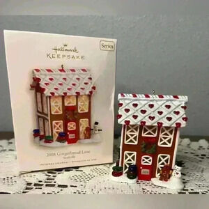 Hallmark 2008 Gingerbread Lane- “Noelville” 3rd in series Christmas Ornament NEW